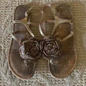 Report flower sandals size 10